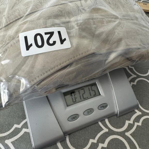 Travis Mathew Golf Pants Mens Size 40 Tan Open to Close Chino Stretch Athletic - Picture 9 of 9